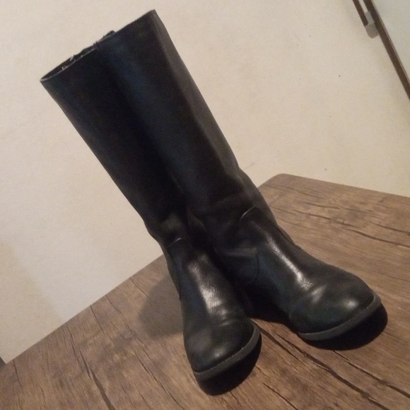 Arturo Chiang 9.5 Black Leather Boots Snap Details Beautiful! - Picture 8 of 16